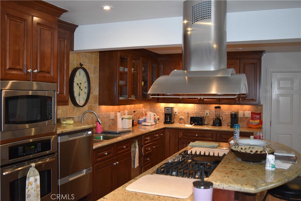 2504 Monaco Drive Property Photo 4