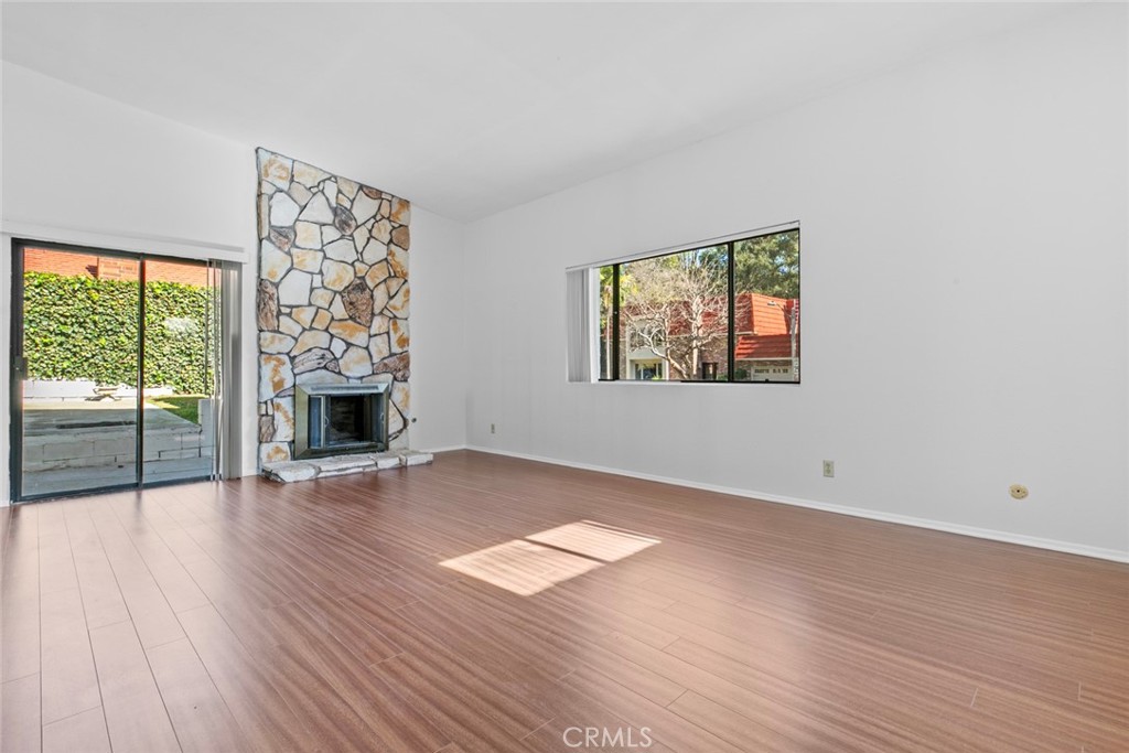 1321 Greenbriar Road Property Photo 4