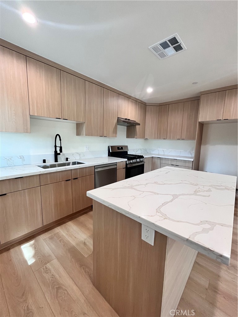 6305 Carpenter Property Photo 8