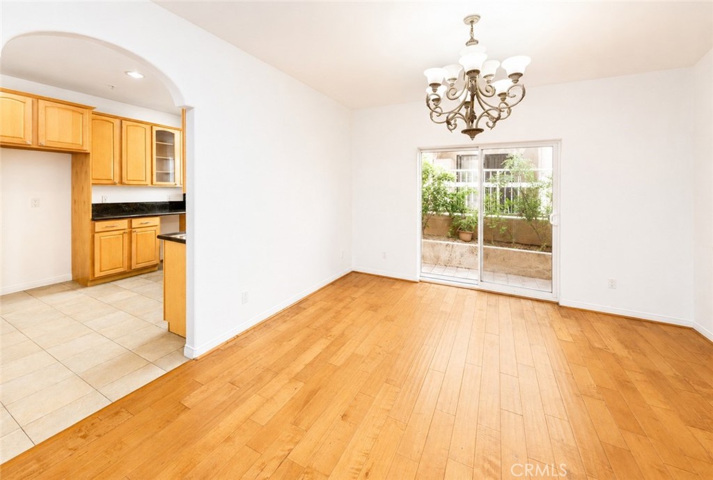 455 W Wilson 2 Property Photo 5