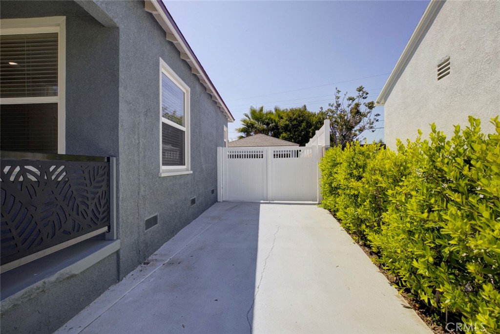 6413 Jamieson Property Photo 29