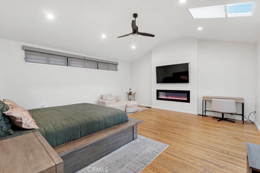 6013 Lubao Avenue Property Photo 11