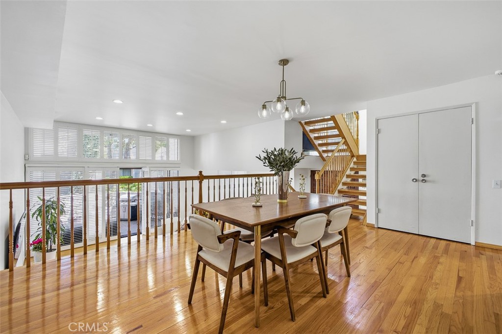 5305 White Oak Avenue D Property Photo 14