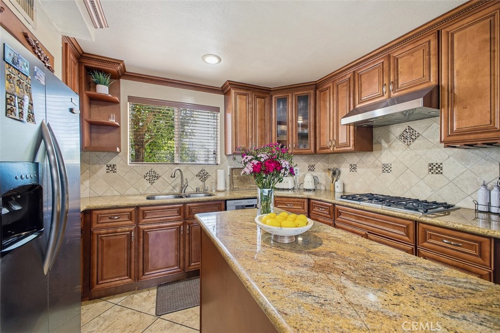 5305 White Oak Avenue D Property Photo 16