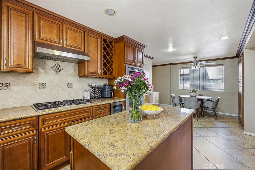 5305 White Oak Avenue D Property Photo 17