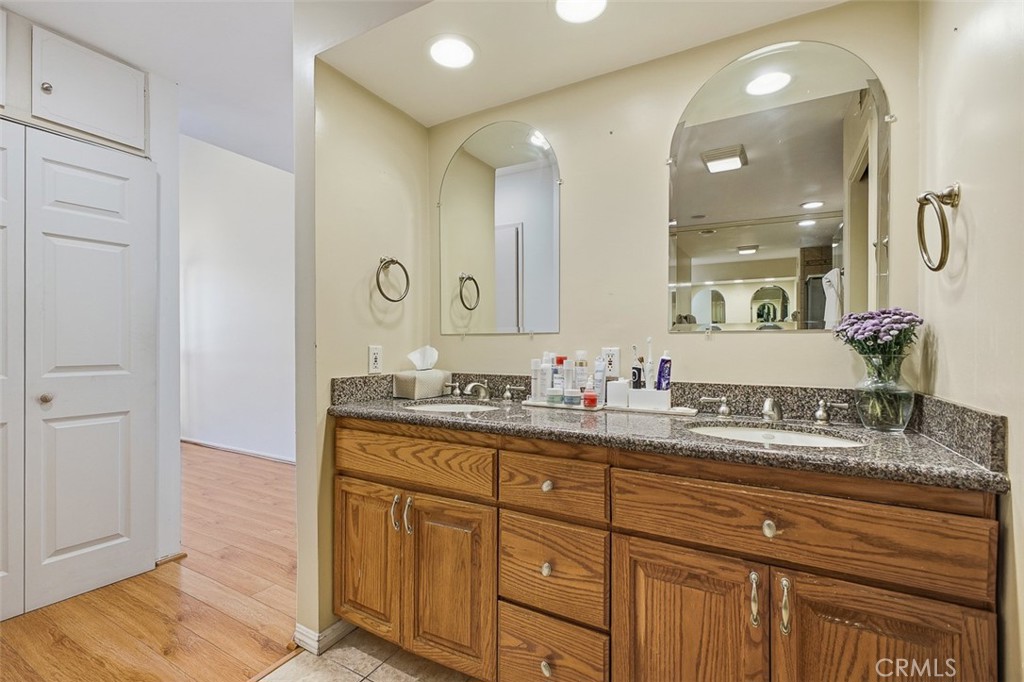 5305 White Oak Avenue D Property Photo 24
