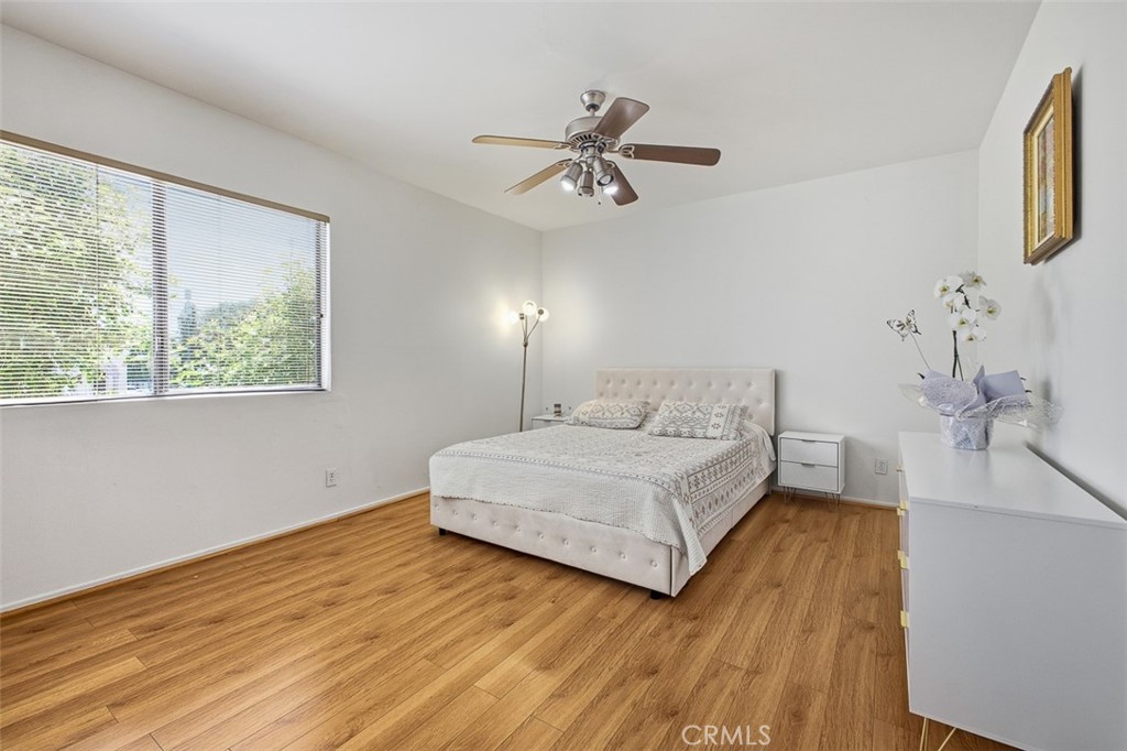 5305 White Oak Avenue D Property Photo 27