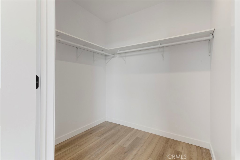 14810 Delano Street 204 Property Photo 5