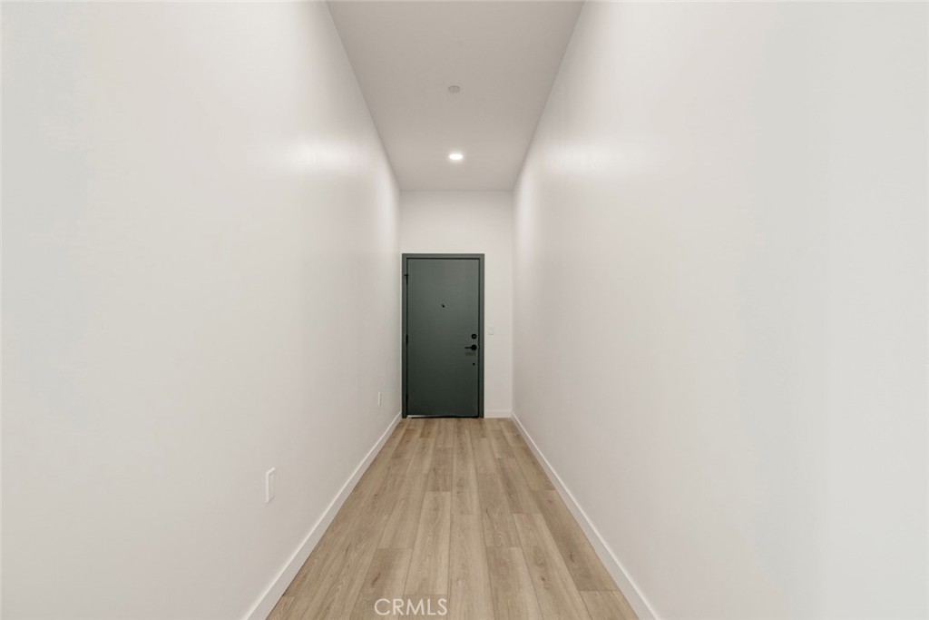 14810 Delano Street 204 Property Photo 12