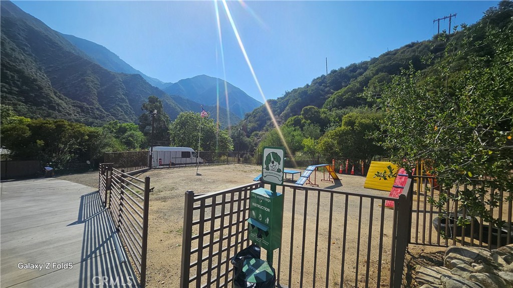 2311 Stonyvale Road Property Photo 2