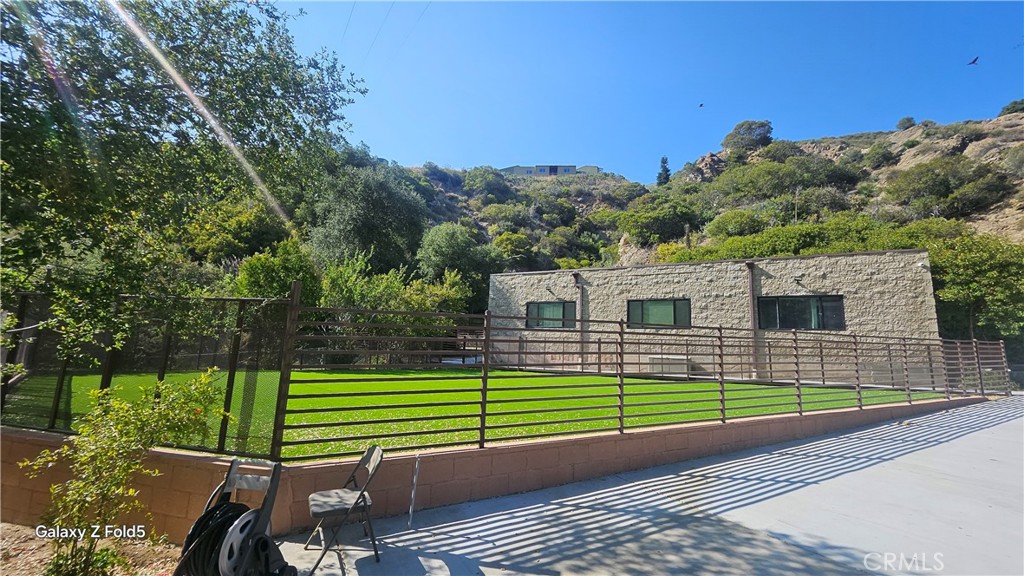 2311 Stonyvale Road Property Photo 3