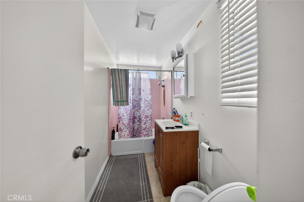 3212 Drew Street Property Photo 19