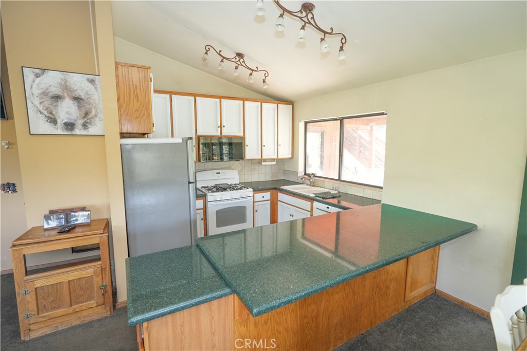 1709 Linden Drive Property Photo 5