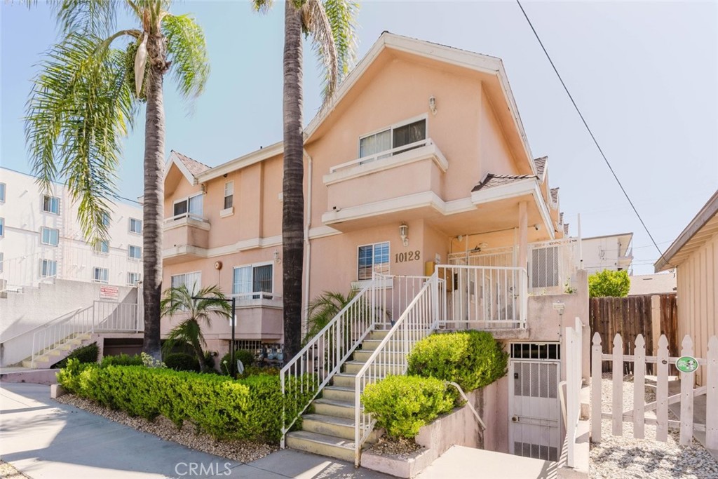 10128 Hillhaven Avenue 101 Property Photo 2