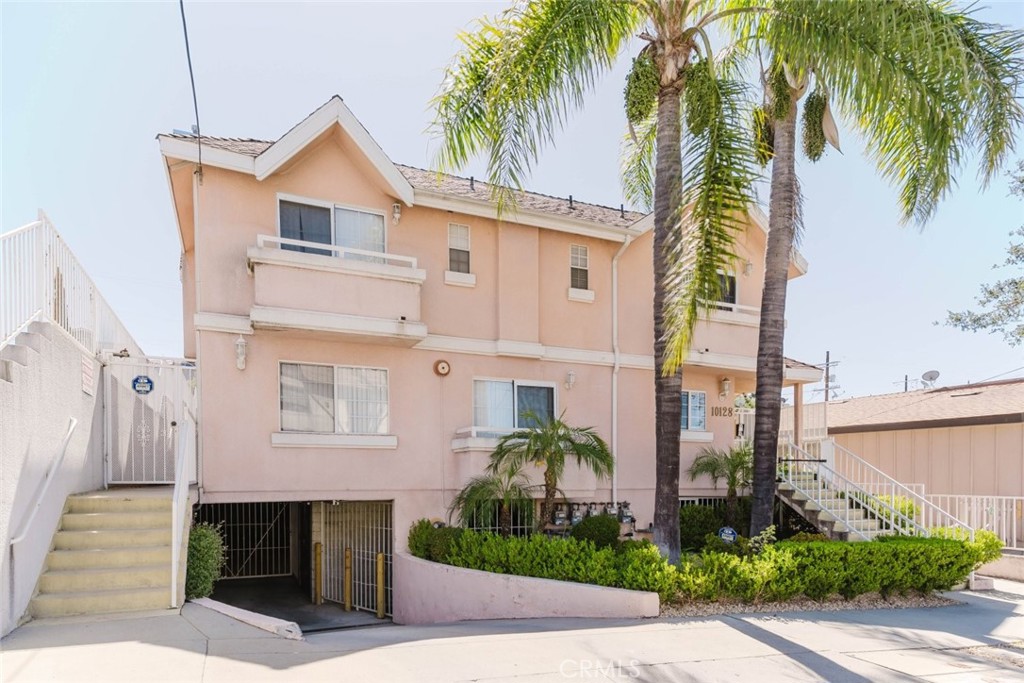 10128 Hillhaven Avenue 101 Property Photo 3