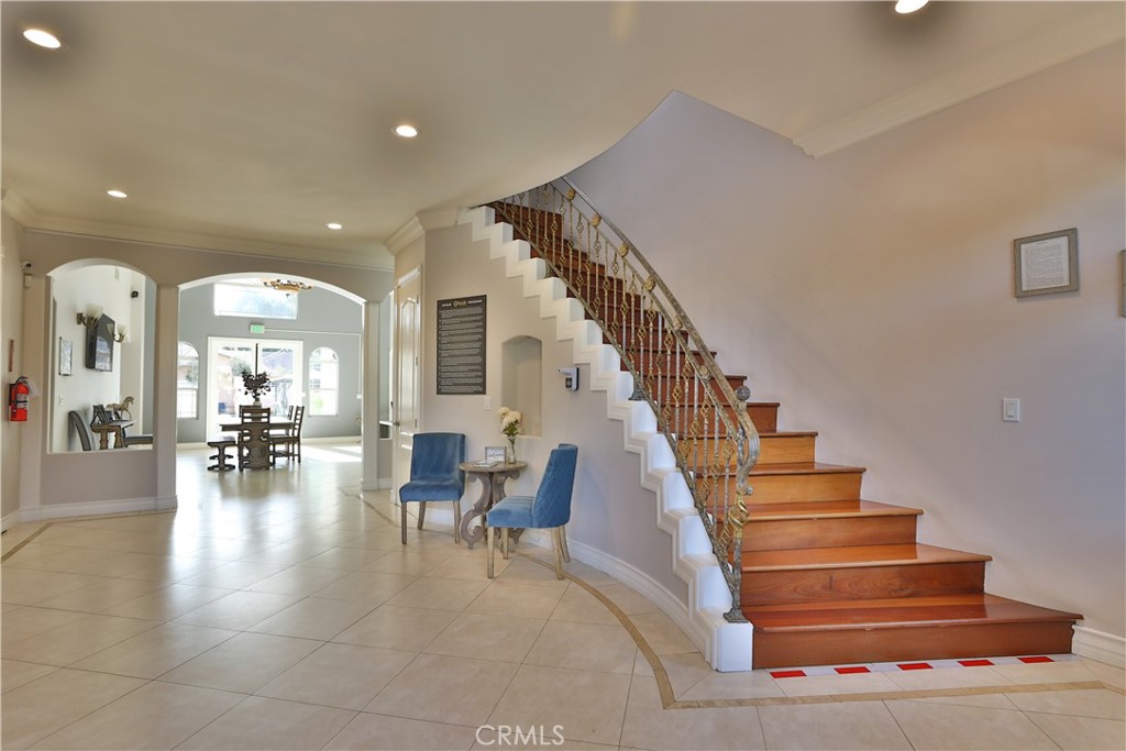 5449 Woodman Avenue Property Photo 11