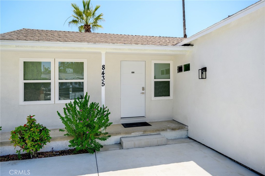 8435 Rincon Avenue Property Photo 2