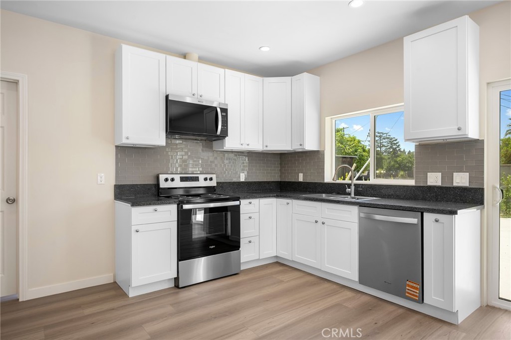 8435 Rincon Avenue Property Photo 43