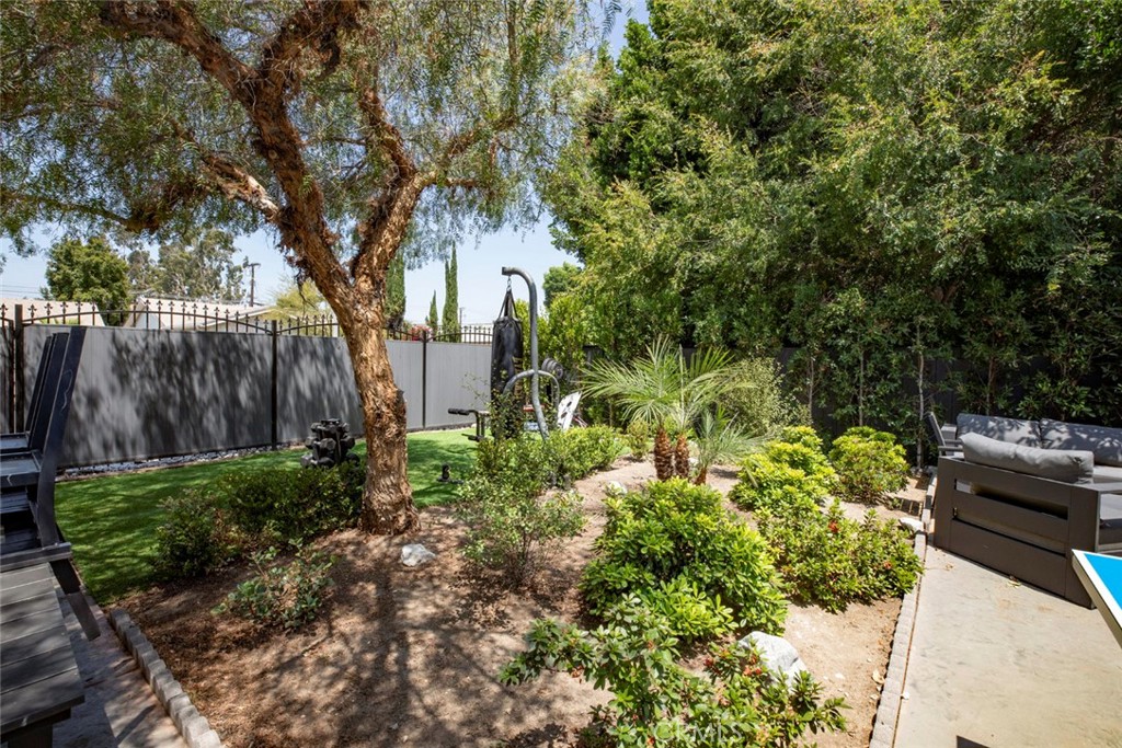 6206 Camellia Property Photo 7