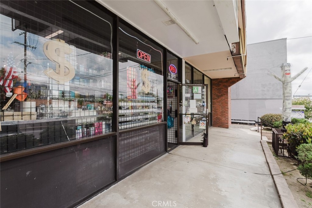 7910 Foothill Boulevard Property Photo 3