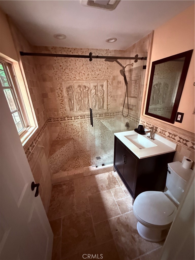 13000 Lull Property Photo