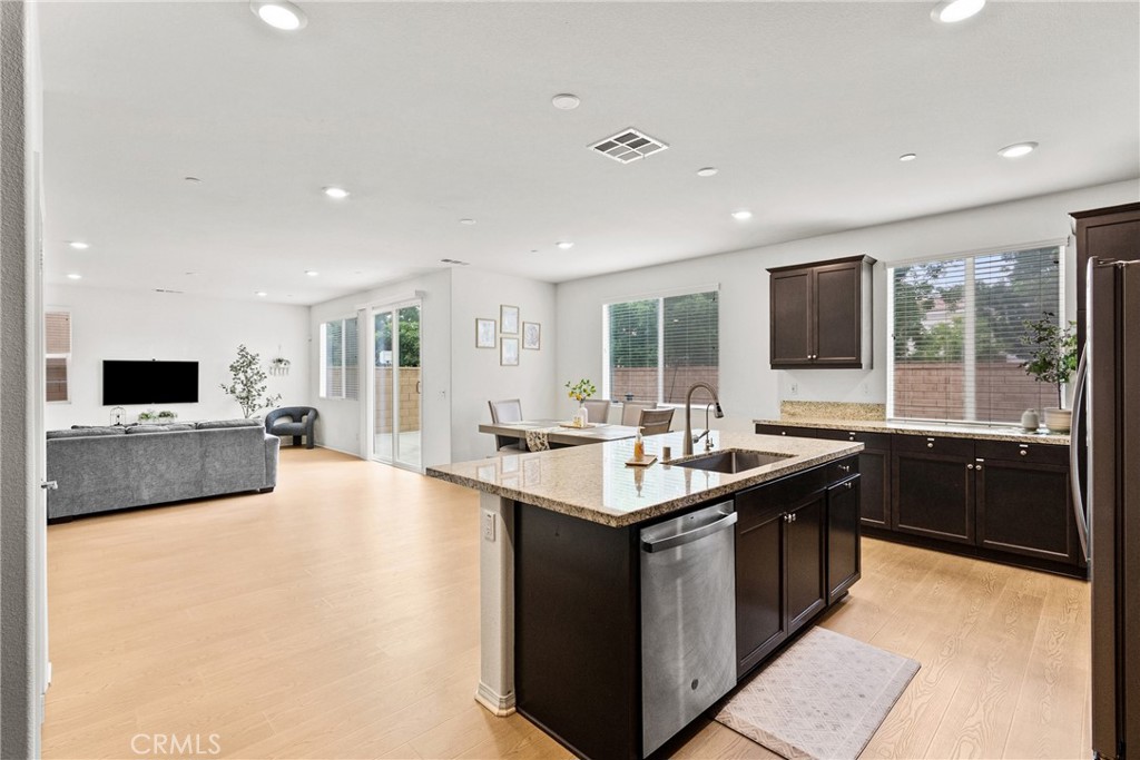 4065 S Bowery Place Property Photo 14