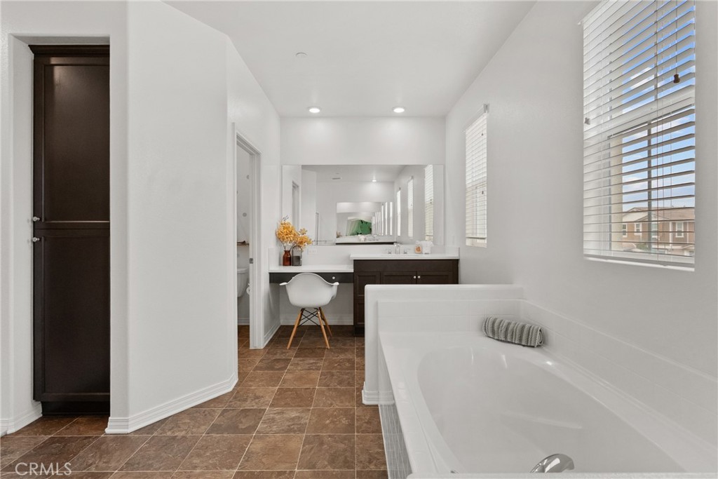 4065 S Bowery Place Property Photo 29