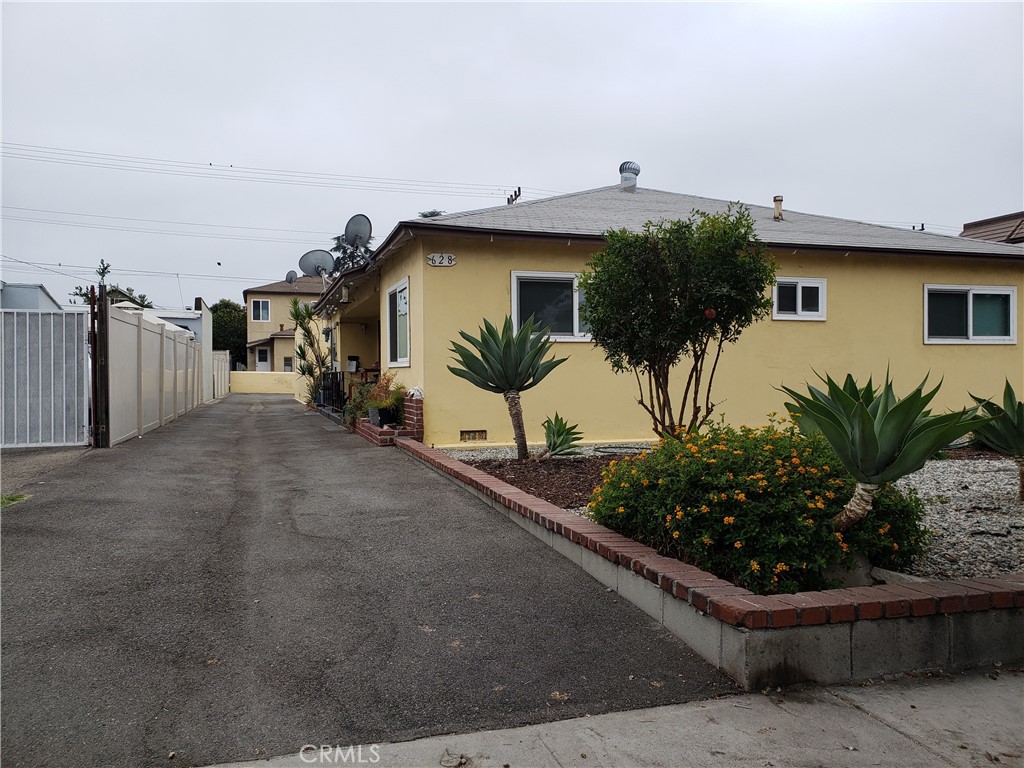 628 W California Avenue C Property Photo 1