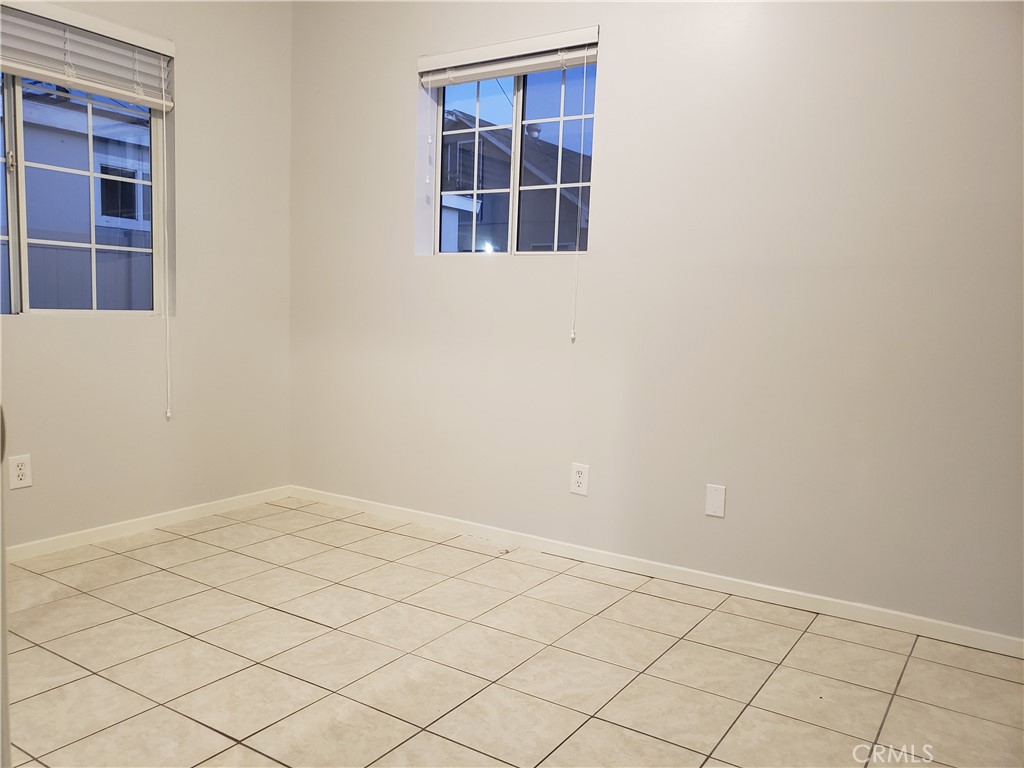 628 W California Avenue C Property Photo 7