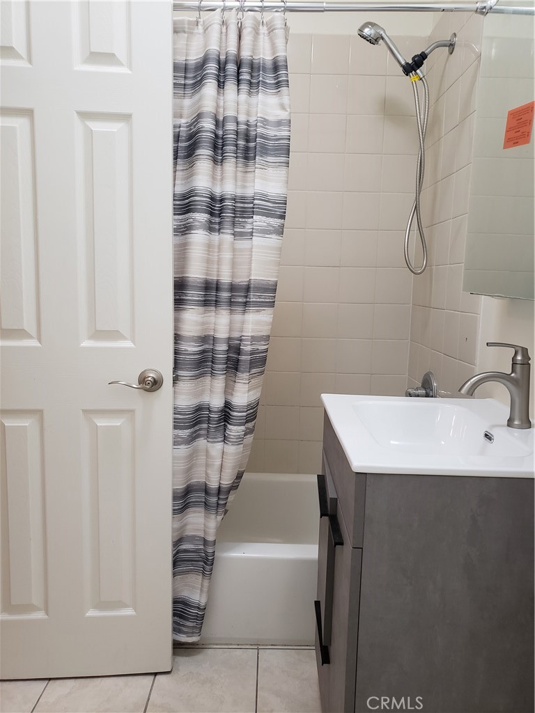 628 W California Avenue C Property Photo 8
