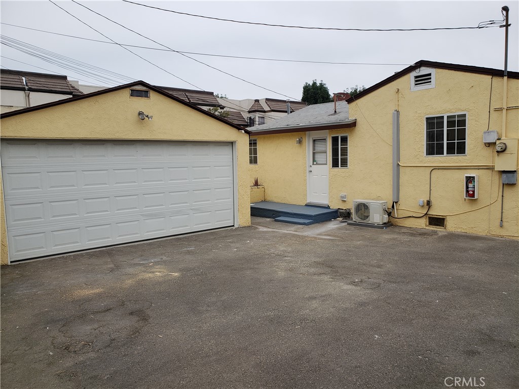 628 W California Avenue C Property Photo 17