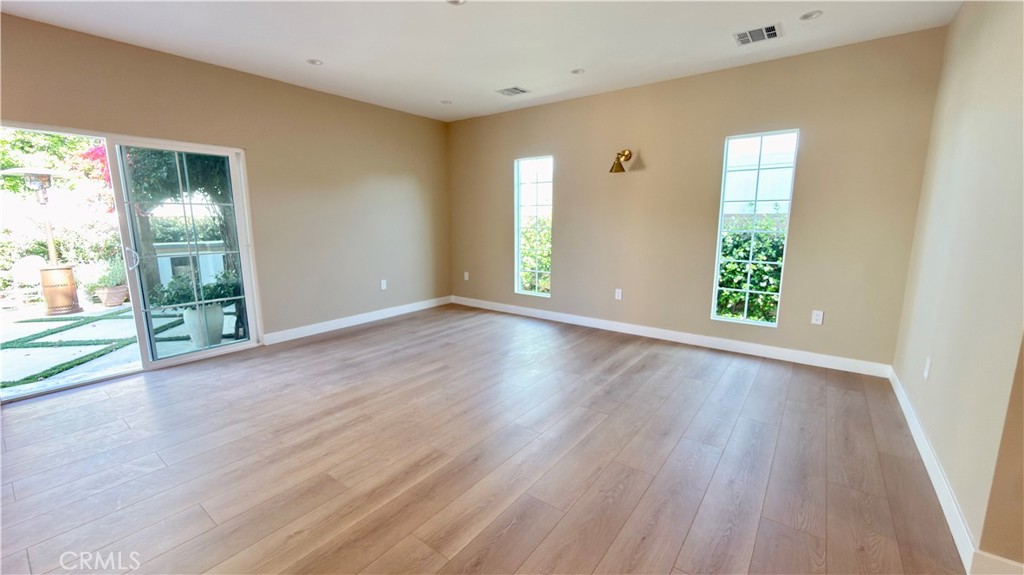 20748 Stagg Property Photo 4