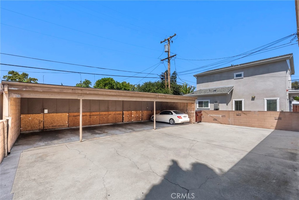 337 W Acacia Avenue Property Photo 6