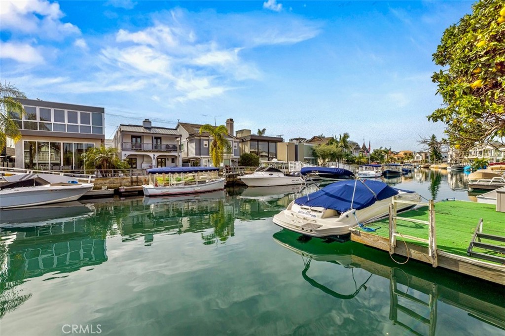 89 Rivo Alto Canal Property Photo 4