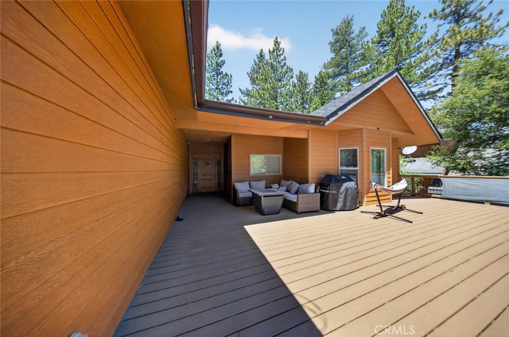 1805 Matterhorn Property Photo 3