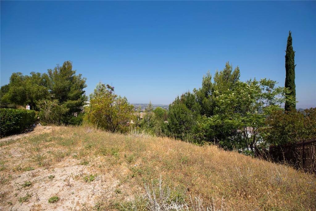 23805 Bella Vista Drive Property Photo 4