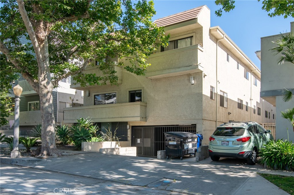 14450 Benefit Street 2 Property Photo 2