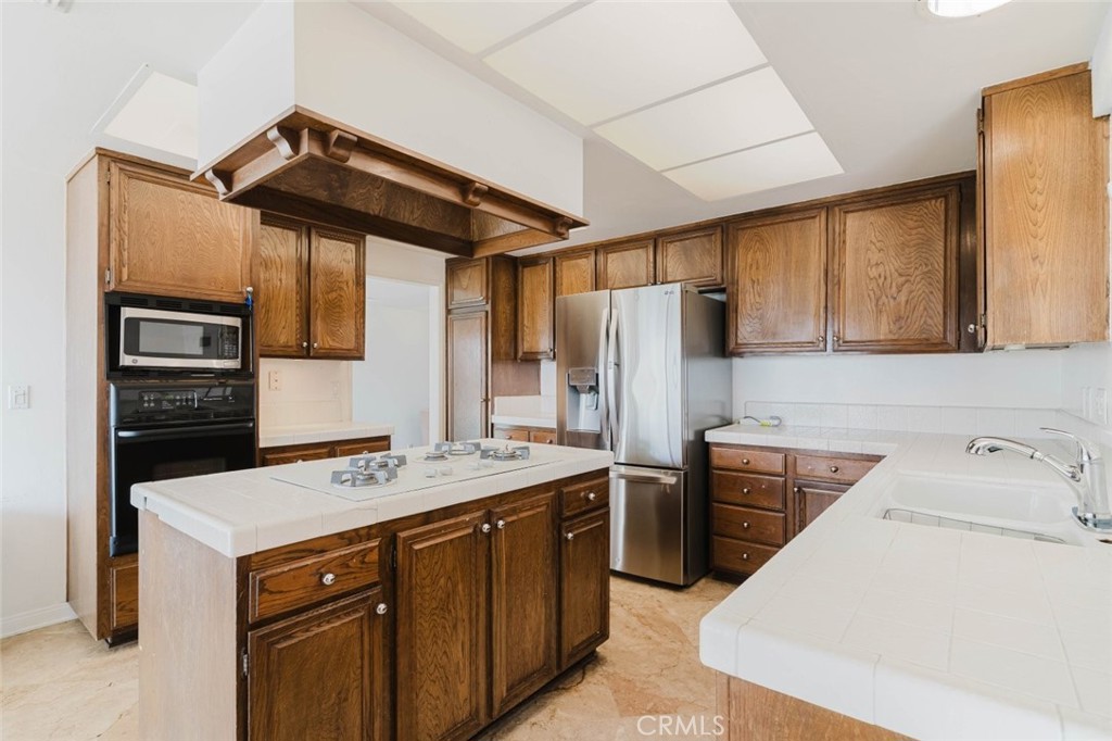 906 Whitehaven Terrace Property Photo 18