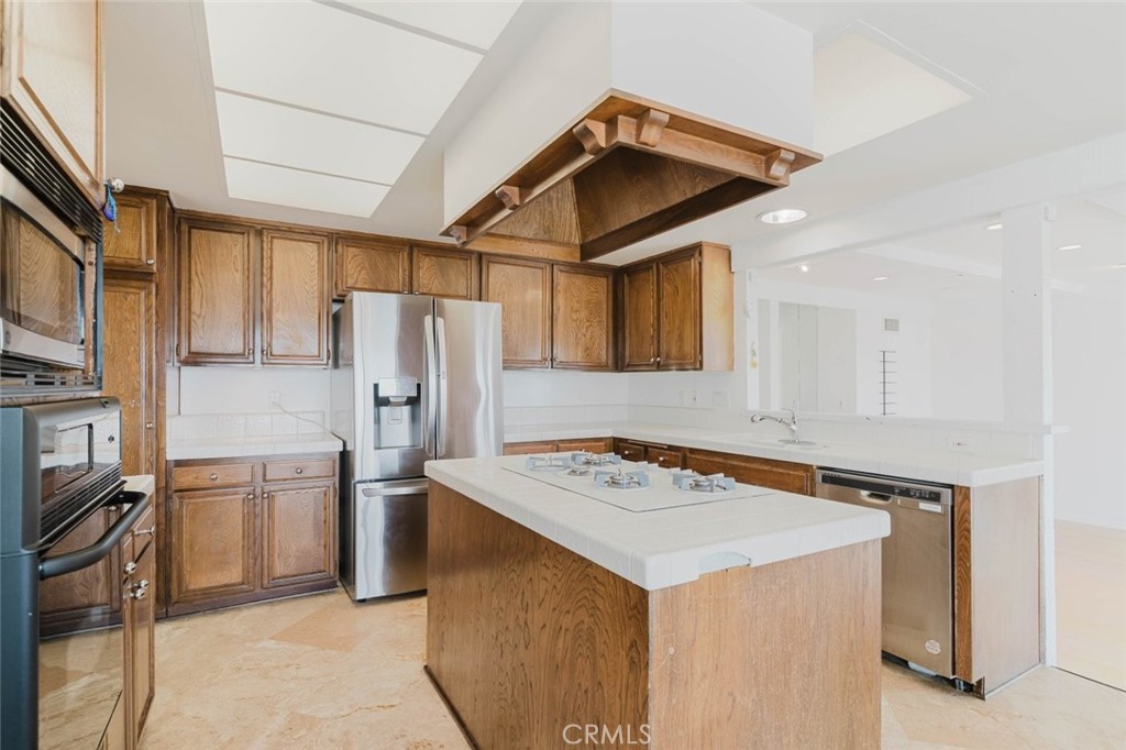 906 Whitehaven Terrace Property Photo 19