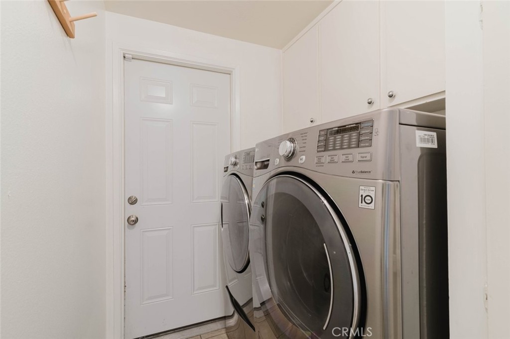 906 Whitehaven Terrace Property Photo 35