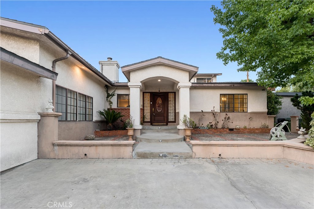9348 Tujunga Canyon Property Photo 4