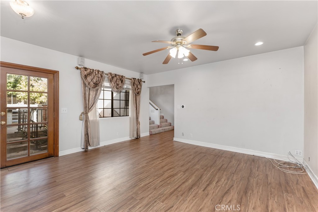 9348 Tujunga Canyon Property Photo 7