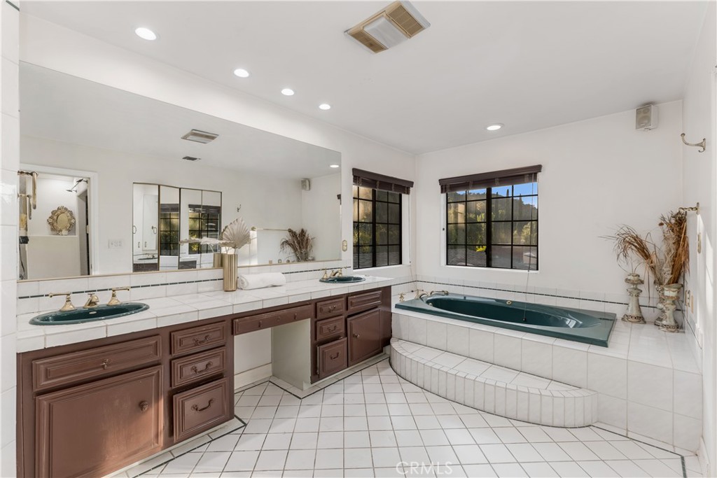 9348 Tujunga Canyon Property Photo 36