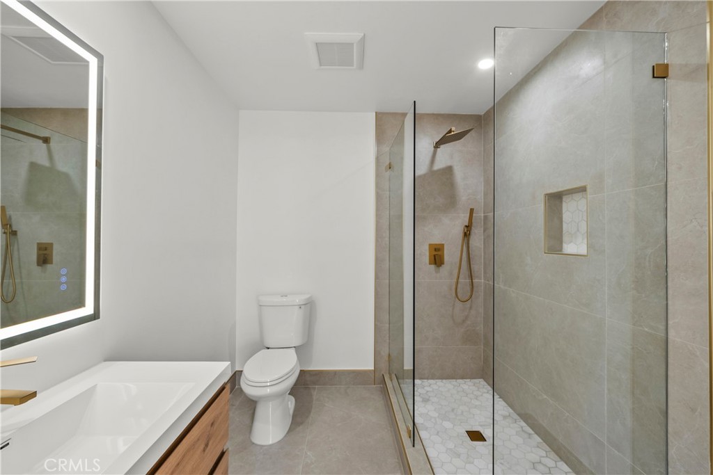 17439 Donmetz Property Photo 40