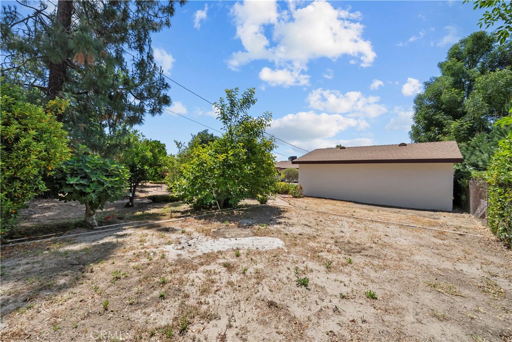 17439 Donmetz Property Photo 48