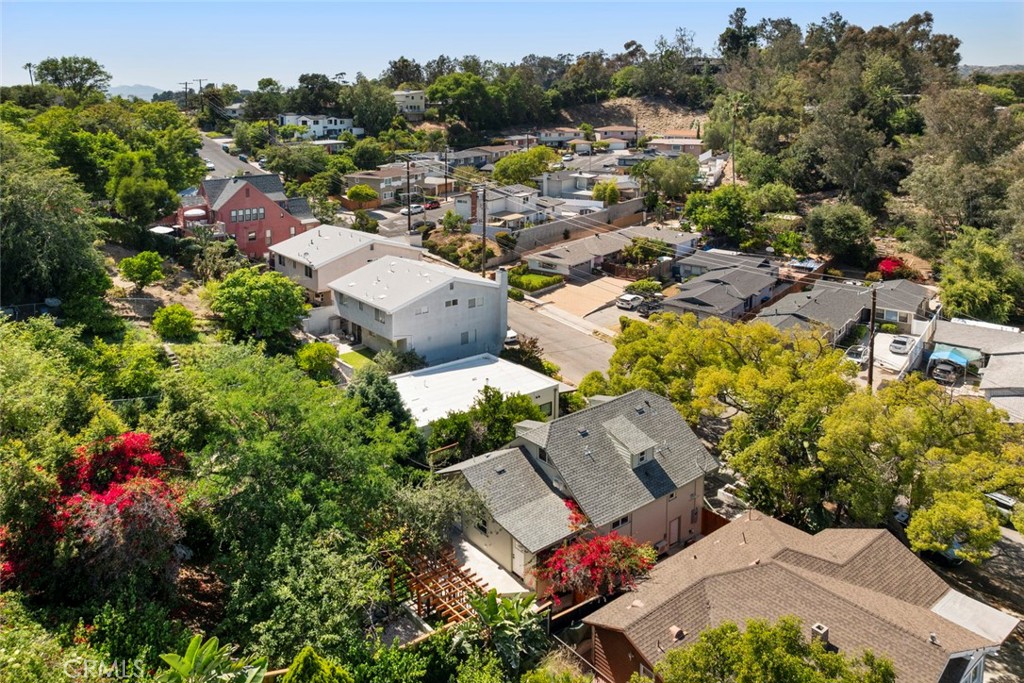5850 Burwood Ave Property Photo 35