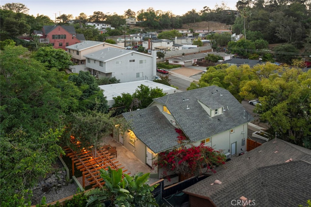 5850 Burwood Ave Property Photo 49