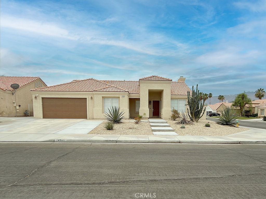 79285 Desert Crest Property Photo 2
