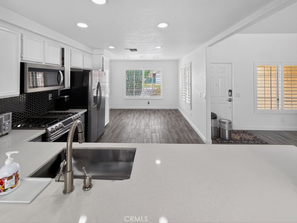 79285 Desert Crest Property Photo 8