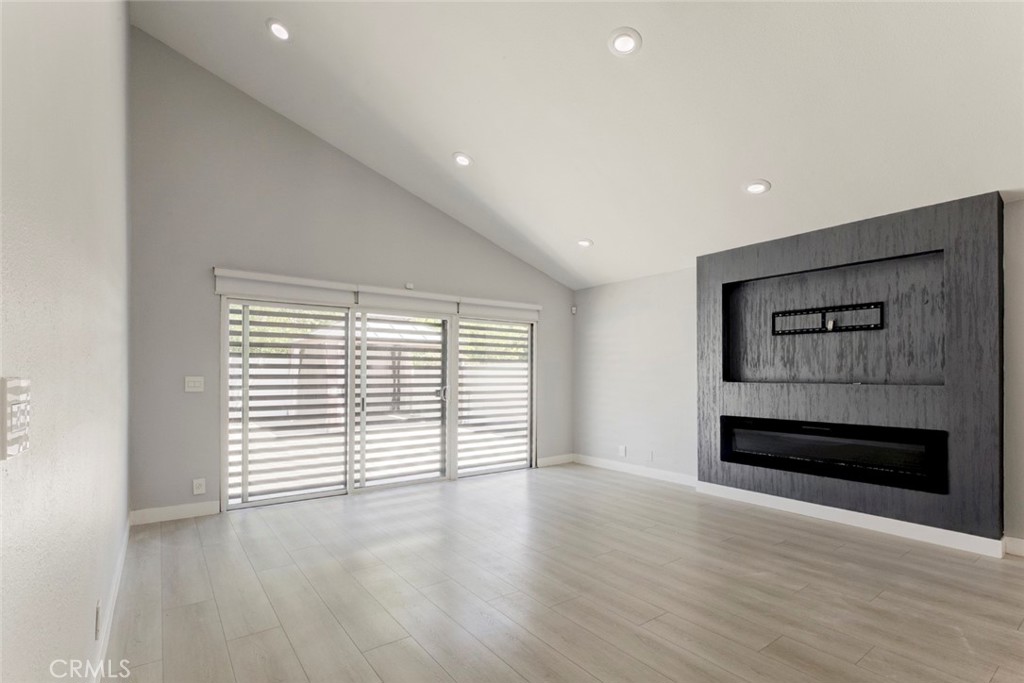 9450 Tampa Property Photo 13